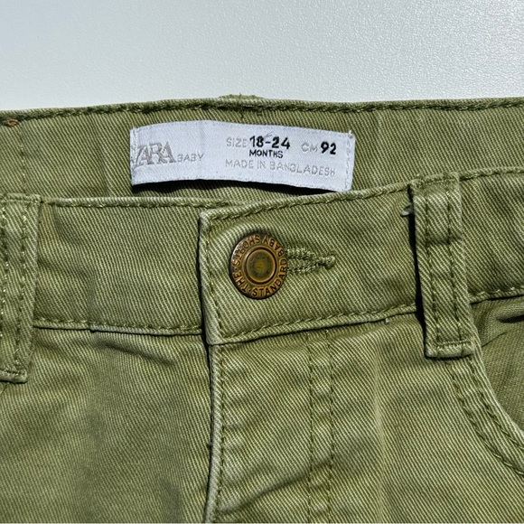 Zara Baby Short 18-24m - Picture 3 of 3